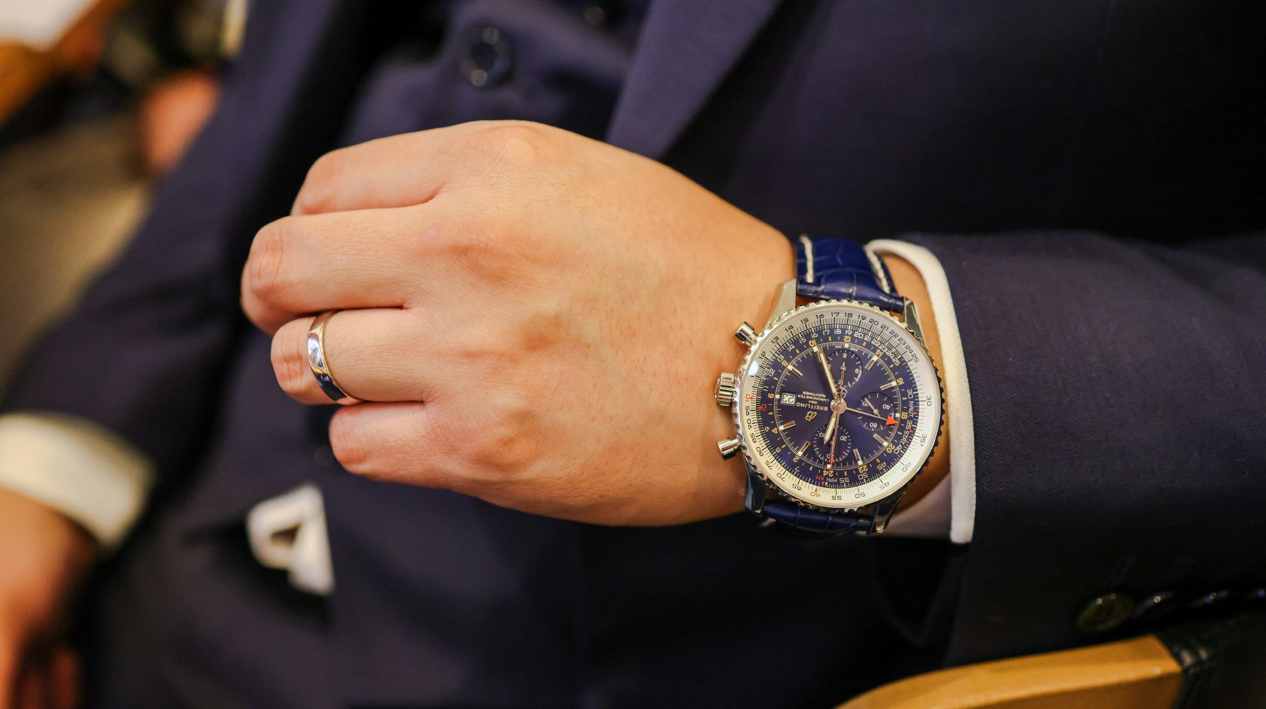 Aurum Watches - Mann mit Breitling