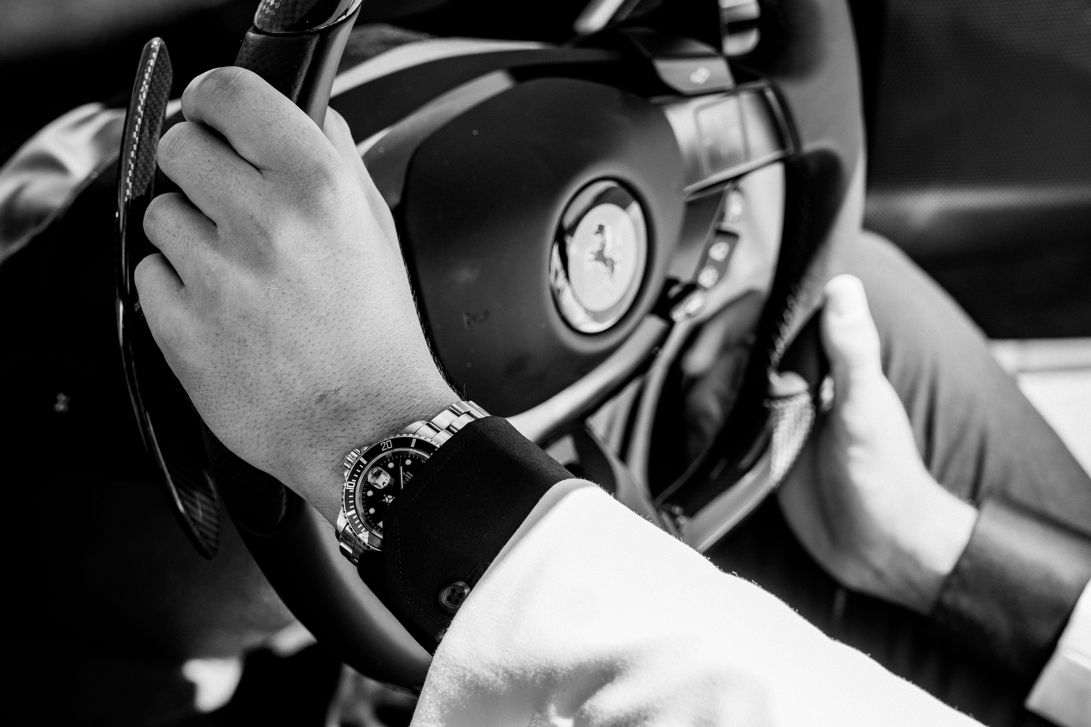 Aurum Watches - Teures Auto - Teure Uhr